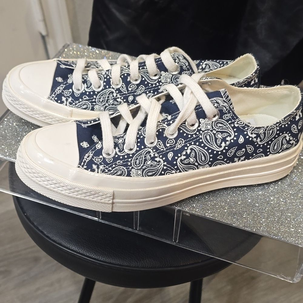 Converse Chuck 70 Paisley Lace-Up Sneaker‎ - Picture 8 of 11